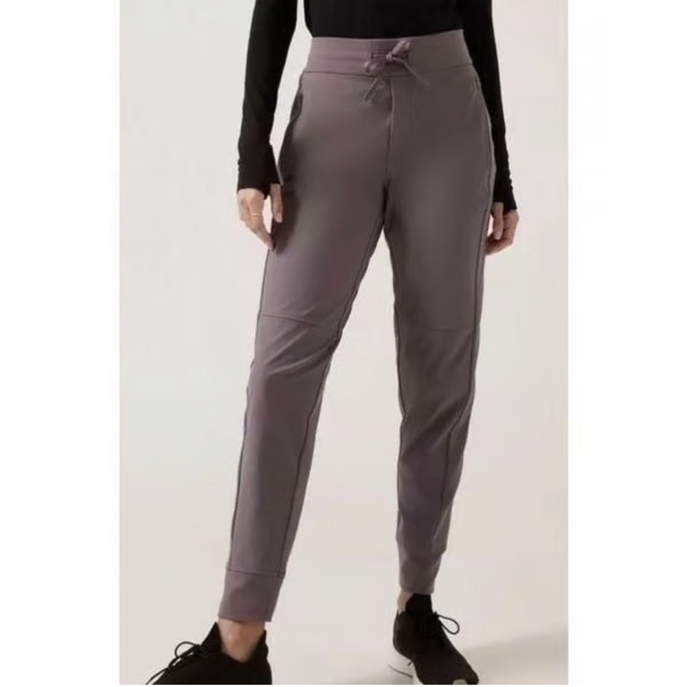 Headlands Hybrid‎ Trek Mid Rise Jogger